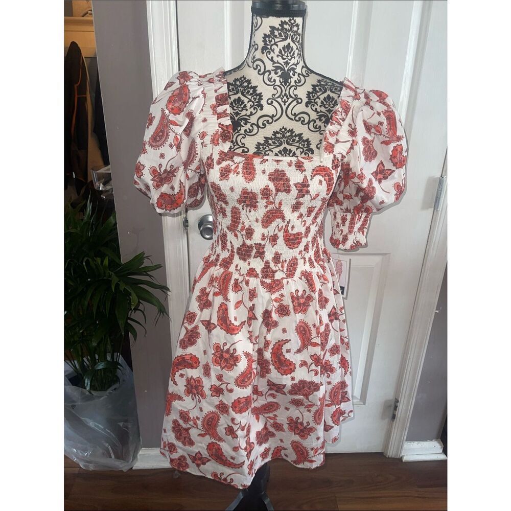 Everlily nwt Red Paisley Smocked Puff-Sleeve Dress